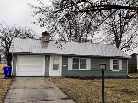 424 Willard St, Kewanee, IL 61443 photo 2
