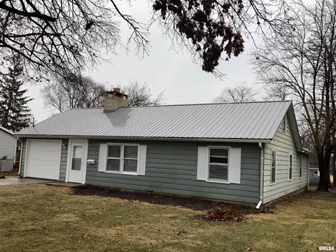 424 Willard St, Kewanee, IL 61443