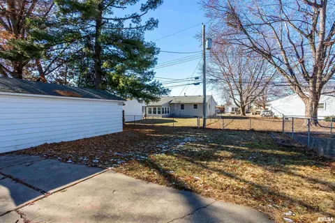 4523 50th St, Moline, IL 61265 photo 24