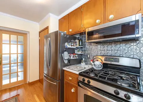 2033 12th St, Moline, IL 61265 photo 10