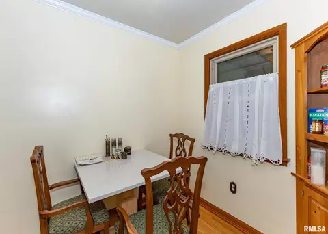 2033 12th St, Moline, IL 61265 photo 13
