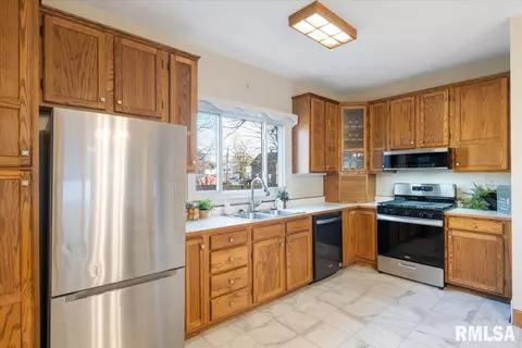 920 12th Ave, Moline, IL 61265 photo 19