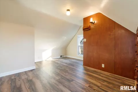 920 12th Ave, Moline, IL 61265 photo 25
