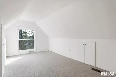 920 12th Ave, Moline, IL 61265 photo 41