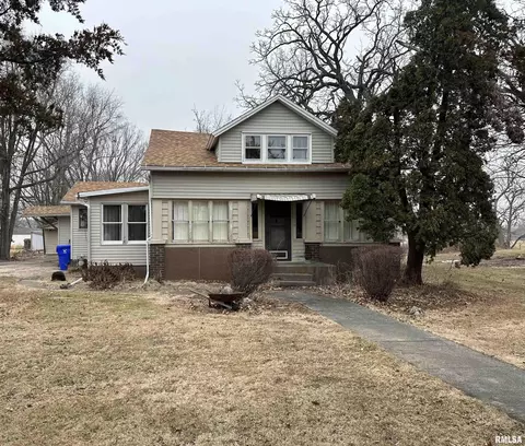 1019 Cambridge Rd, Kewanee, IL 61443