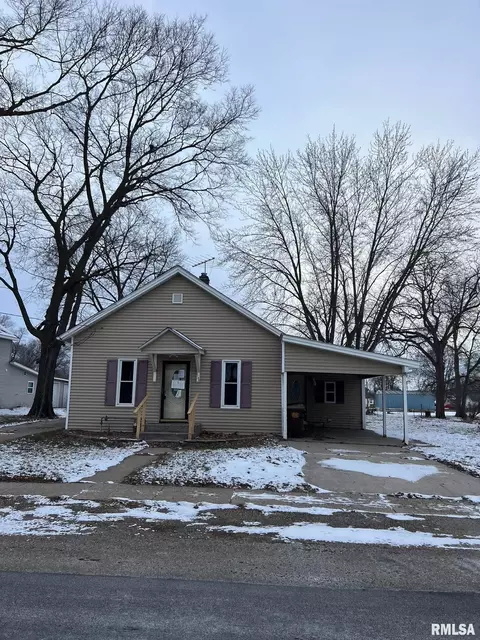1109 Main St, Erie, IL 61250