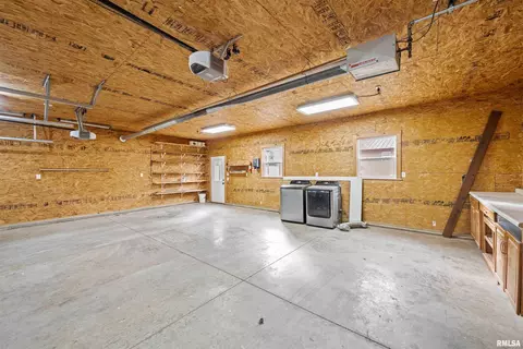 334 E Durant St, Walcott, IA 52773 photo 31