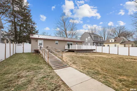 334 E Durant St, Walcott, IA 52773 photo 29