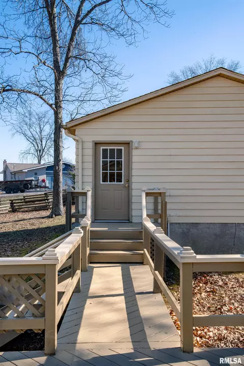 735 Crestwood Dr, Marion, IL 62959 photo 36