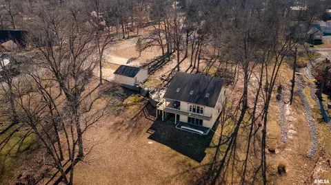 735 Crestwood Dr, Marion, IL 62959 photo 6