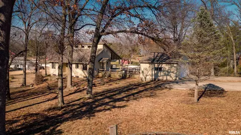 735 Crestwood Dr, Marion, IL 62959 photo 10