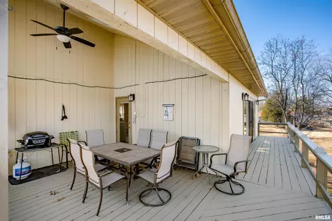 735 Crestwood Dr, Marion, IL 62959 photo 38