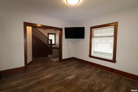 105 Prospect St, Morrison, IL 61270 photo 9