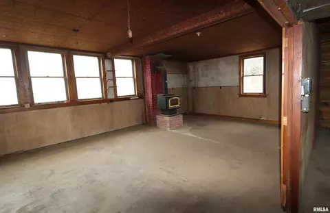 105 Prospect St, Morrison, IL 61270 photo 32