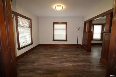 105 Prospect St, Morrison, IL 61270 photo 8