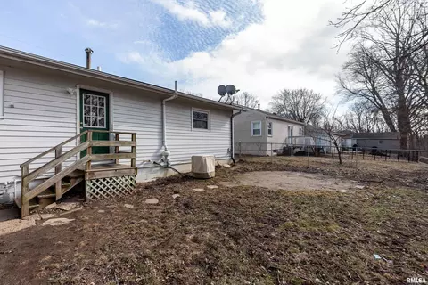206 Cliff Dr, Silvis, IL 61282 photo 28