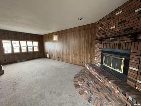 510 E 9th St, Kewanee, IL 61443 photo 10