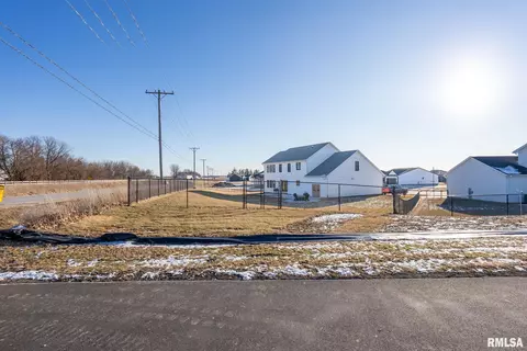 1201 Colonial Ct, Eldridge, IA 52748 photo 52