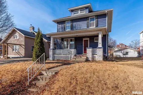 1441 10th St, Moline, IL 61265
