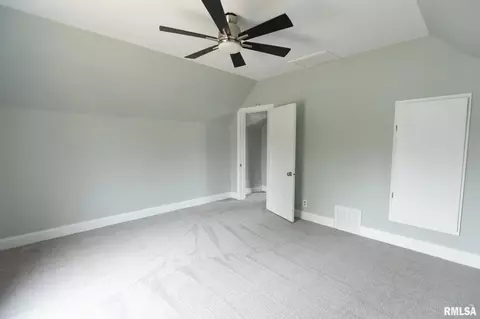 1109 26th St, Moline, IL 61265 photo 20