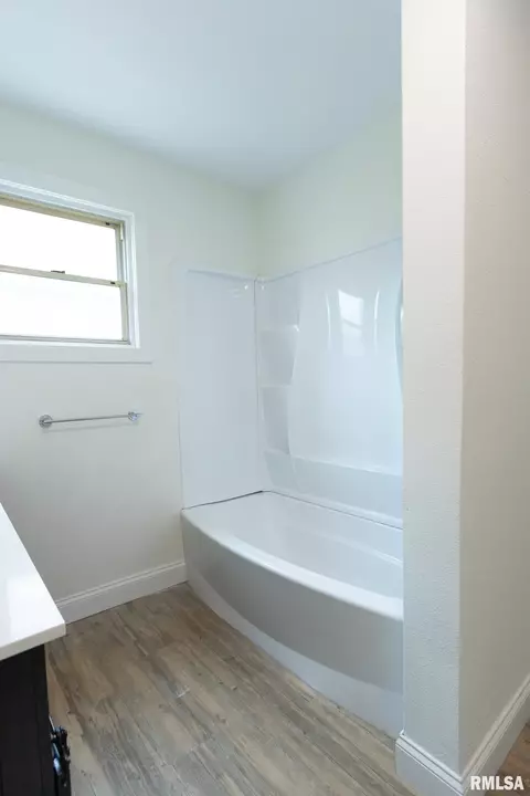 1109 26th St, Moline, IL 61265 photo 19