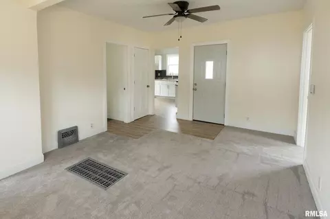 1109 26th St, Moline, IL 61265 photo 13