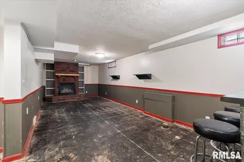 402 14th St, Silvis, IL 61282 photo 40