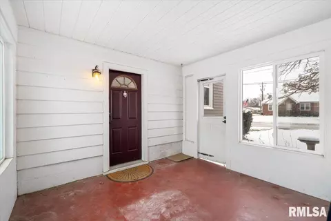 402 14th St, Silvis, IL 61282 photo 47