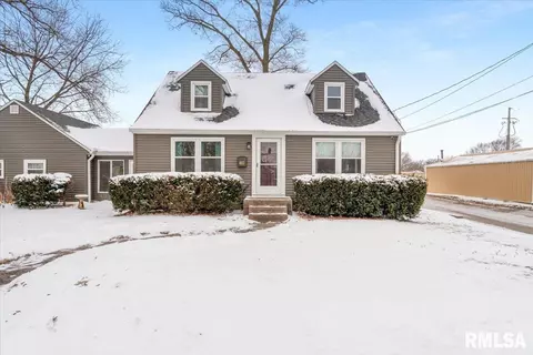 402 14th St, Silvis, IL 61282 photo 2