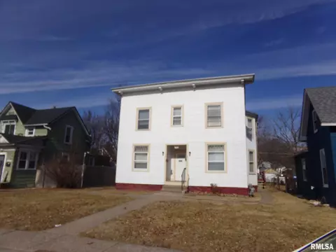 1712 W 7th St, Davenport, IA 52802