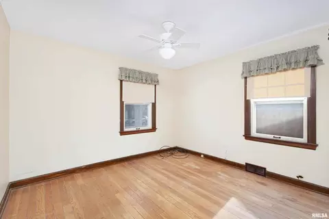 2521 33rd St, Moline, IL 61265 photo 10