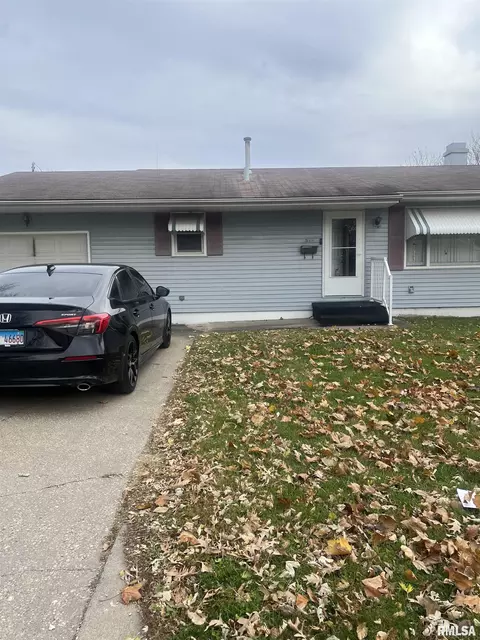314 25th St, East Moline, IL 61244