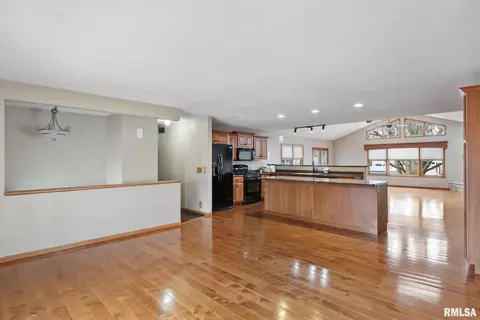 614 12th Ave, Hampton, IL 61256 photo 7