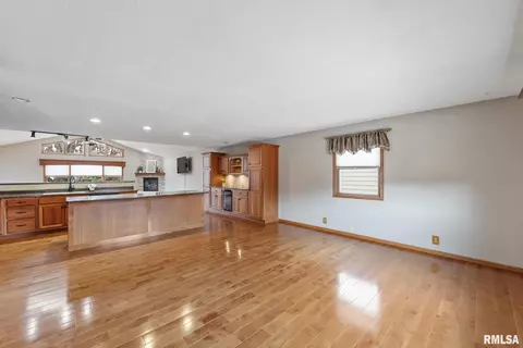614 12th Ave, Hampton, IL 61256 photo 6