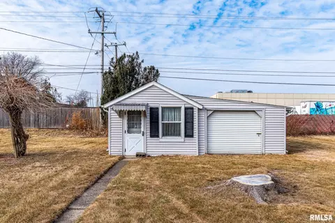 2413 44th St, Moline, IL 61265 photo 24