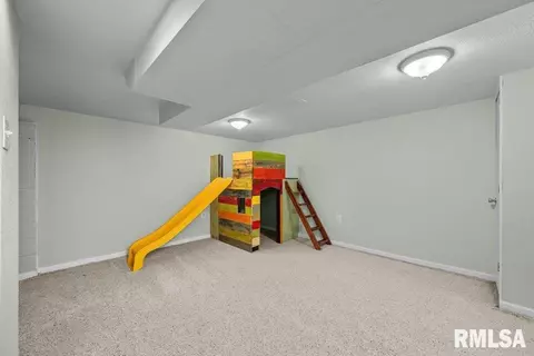 810 12th St, Silvis, IL 61282 photo 24