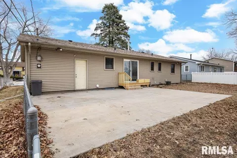 810 12th St, Silvis, IL 61282 photo 30