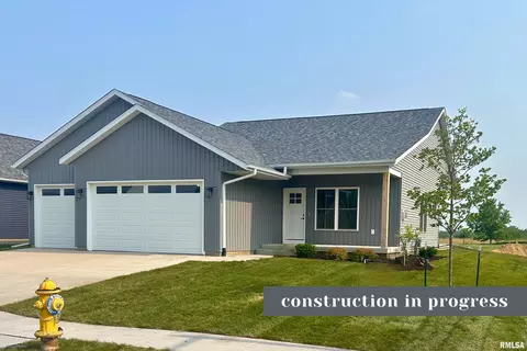 4735 W 12th St, Davenport, IA 52804
