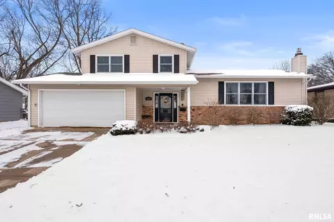 2521 E Garfield St, Davenport, IA 52803