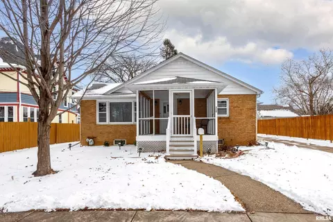 112 S Ward St, Geneseo, IL 61254