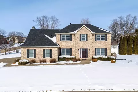3740 E 61st Blvd, Davenport, IA 52807