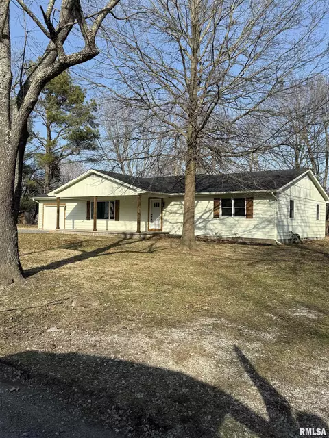 13256 Cruse Rd, Carterville, IL 62918