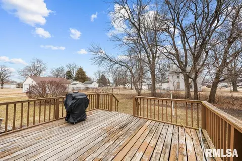 503 NE 3rd St, Aledo, IL 61231 photo 18