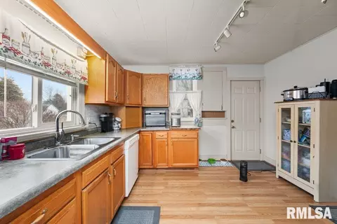 503 NE 3rd St, Aledo, IL 61231 photo 13