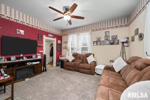 503 NE 3rd St, Aledo, IL 61231 photo 11