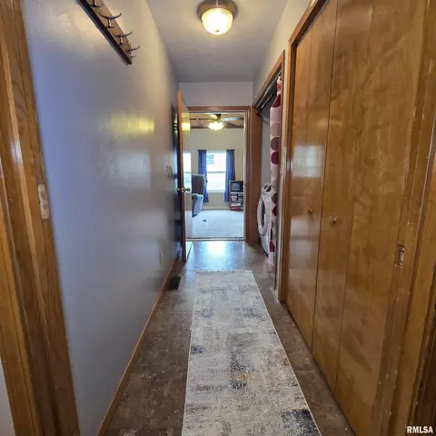 223 N King St, Hurst, IL 62949 photo 16
