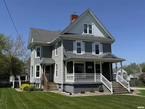 121 S Vail St, Geneseo, IL 61254