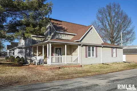 420 S 13th St, Herrin, IL 62948 photo 2