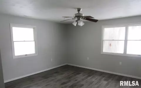 1511 36th Ave, Moline, IL 61265 photo 9