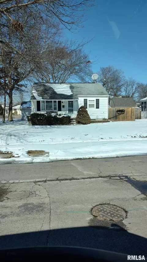 208 Cedar St, Morrison, IL 61270 photo 18